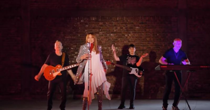 Nico a lansat ”La fel și eu”