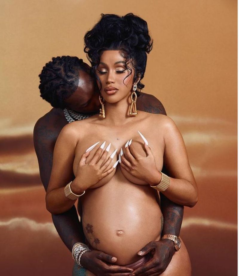 Cardi B, imagini adorabile cu burtica de gravidă și cu fiica sa Kulture: „Sunt sigură că se vor iubi”