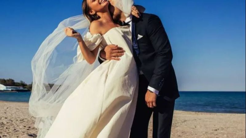 Cine este bărbatul căruia Alexandra Stan i-a zis &bdquo;DA&rdquo;. Primele imagini cu soțul ei