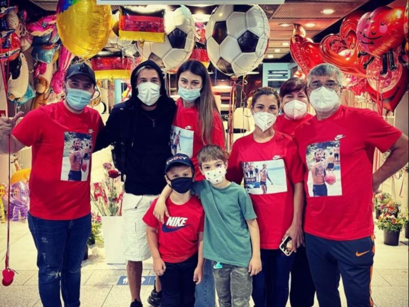 Sebastian Chitoșcă a ajuns acasă! Ce frumos l-a întâmpinat soția lui