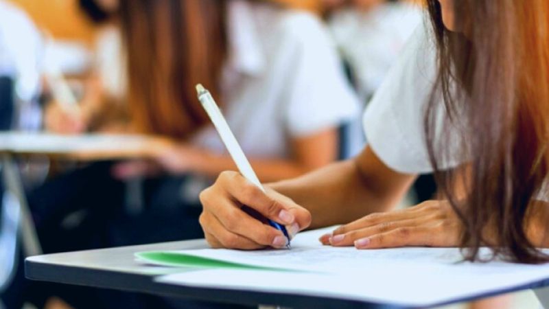 Cele mai tari perle de la Limba şi literatura română de la Bacalaureat. Elevii s-au făcut de râs şi în 2021