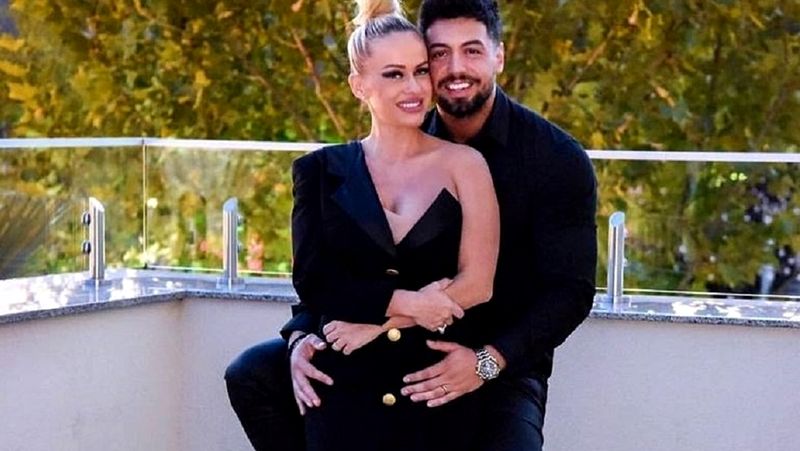 Anda Adam s-a afișat în brațele noului său iubit: ”Inima mea”