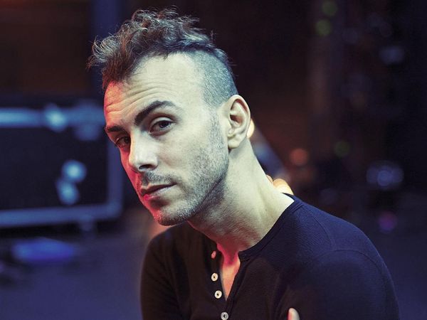 Asalf Avidan vine din nou &icirc;n Rom&acirc;nia! Artistul israelian va susține un concert la Cluj-Napoca
