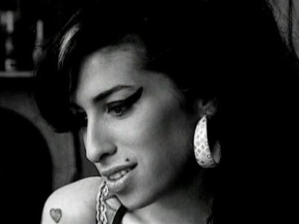 Documentarul "Amy Winehouse & Me: Dionne&rsquo;s Story", difuzat &icirc;n premieră pe 23 iulie