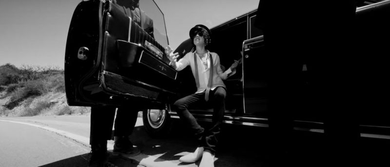 LP a lansat „Goodbye”