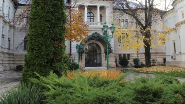 Muzeul Naţional Cotroceni marchează &icirc;mplinirea a 30 de ani de activitate prin două expoziţii