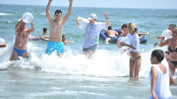 Temperatura apei mării &icirc;n perioada 12 - 18 iulie &icirc;n Mamaia, Vama Veche, Costinești și Eforie