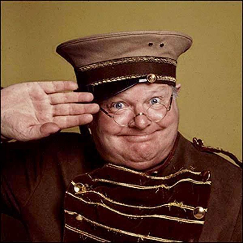 Ce fel de viață a dus Benny Hill, unul dintre cei mai emblematici actori de comedie