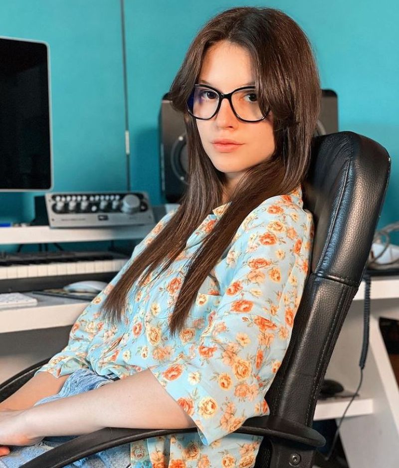 Cleopatra Stratan a lansat ”O mie de fiori”