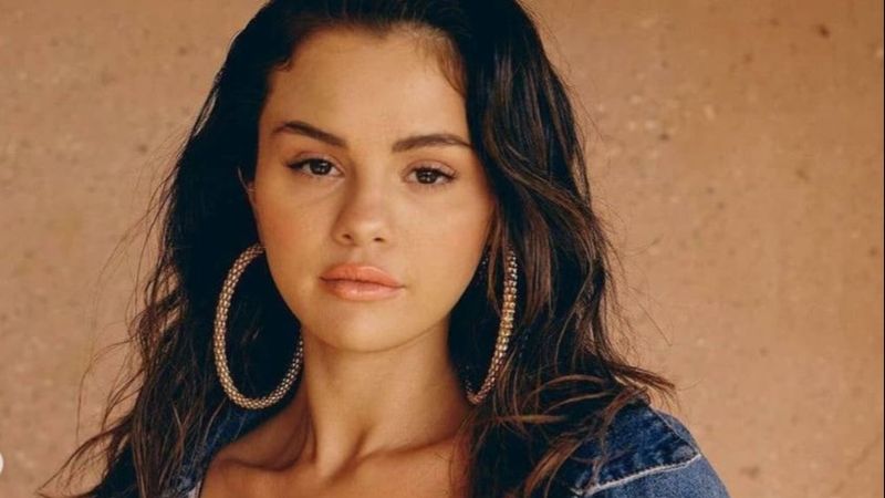 Selena Gomez iubește din nou?! Vedeta a fost surprinsă alături de un regizor celebru