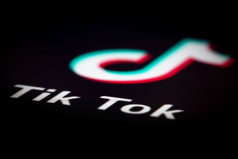 Tik Tok elimină automat conținutul necorespunzător