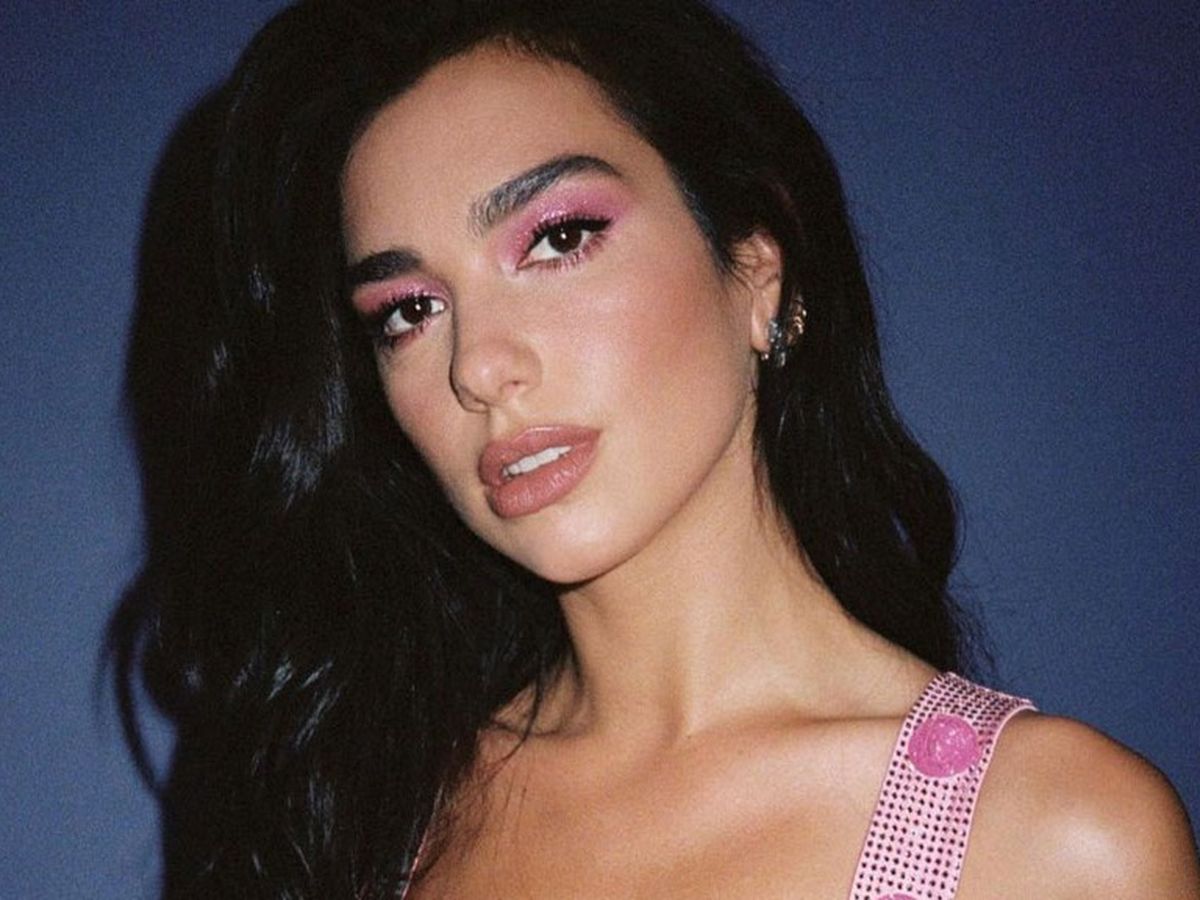 Dua Lipa, dată în judecată după ce a postat pe Instagram o fotografie cu ea