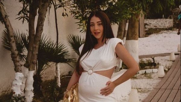 Bat clopote de nuntă pentru Nicole Cherry?! Primele imagini cu rochia de mireasă