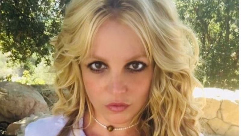 Britney Spears nu va mai urca pe scenă p&acirc;nă nu iese din tutela tatălui: &bdquo;Nu voi c&acirc;nta pe nicio scenă cur&acirc;nd dacă tata gestionează ce port, spun&rdquo;