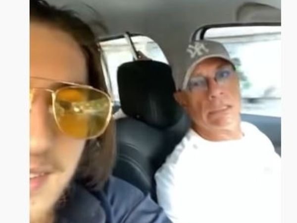Jean-Claude Van Damme filmat &icirc;n timp ce asculta manele! La un moment dat s-a enervat și a &icirc;nchis live-ul: &bdquo;Nu e bine...&rdquo;