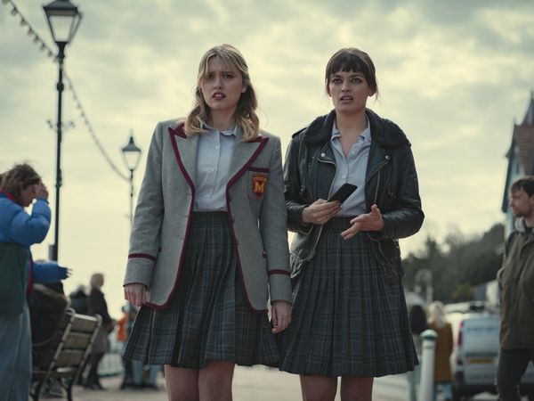 Au apărut primele imagini din sezonul 3 al serialului &rdquo; Sex Education&rdquo;