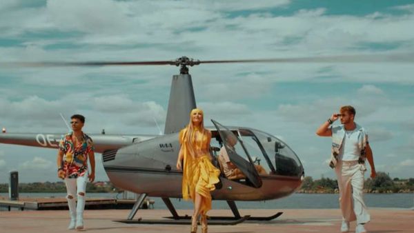 Elena Gheorghe, Christian D și Dony au lansat piesa ”Bailar”