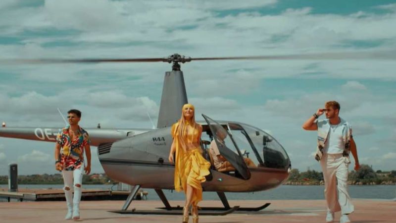 Elena Gheorghe, Christian D și Dony au lansat piesa &rdquo;Bailar&rdquo;