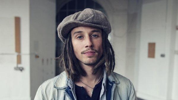 JP Cooper a lansat piesa ”If The World Should Ever Stop”