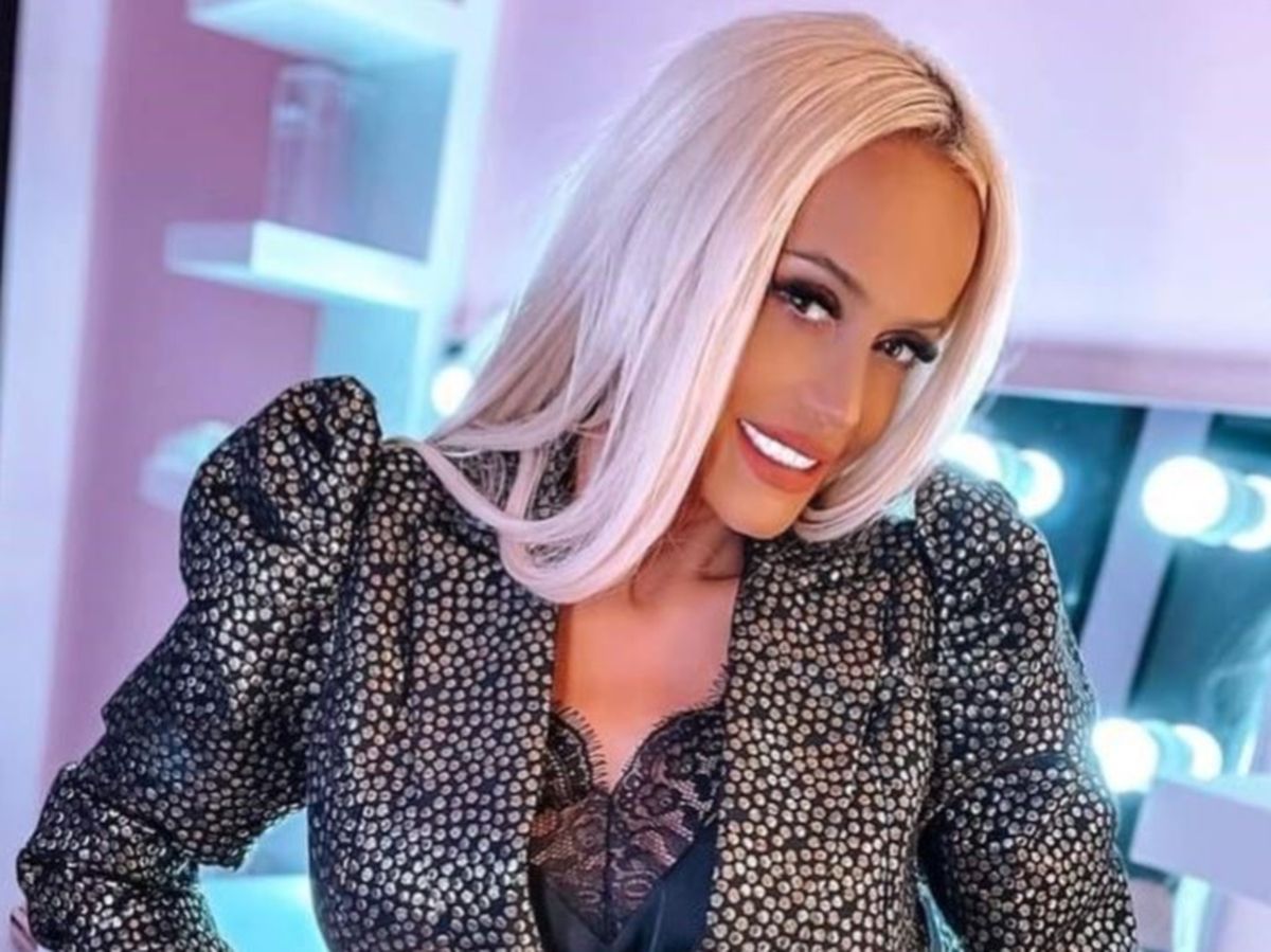 Anda Adam intră în competiția „Bravo, ai stil! Celebrities”!