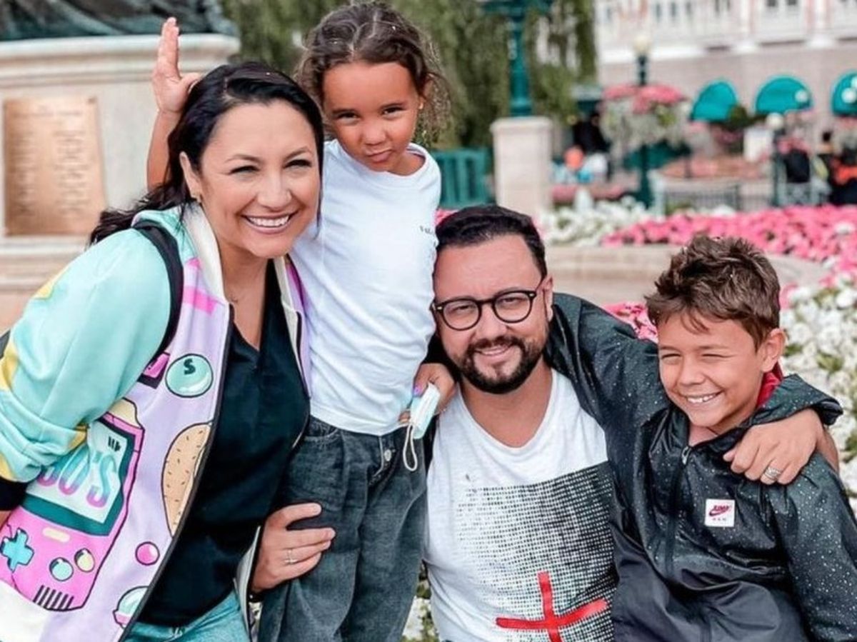 Andra, Cătălin, Eva și David Măruță, imagini inedite din vacanța de la Disneyland Paris