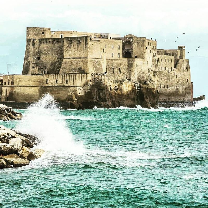 Cele mai frumoase locuri pe care să le vizitezi în Napoli. FOTO