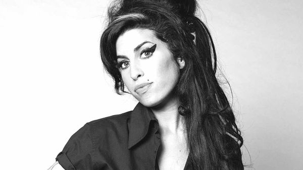 Ce s-a &icirc;nt&acirc;mplat &icirc;n ziua &icirc;n care s-au făcut 10 ani de la moartea lui Amy Winehouse