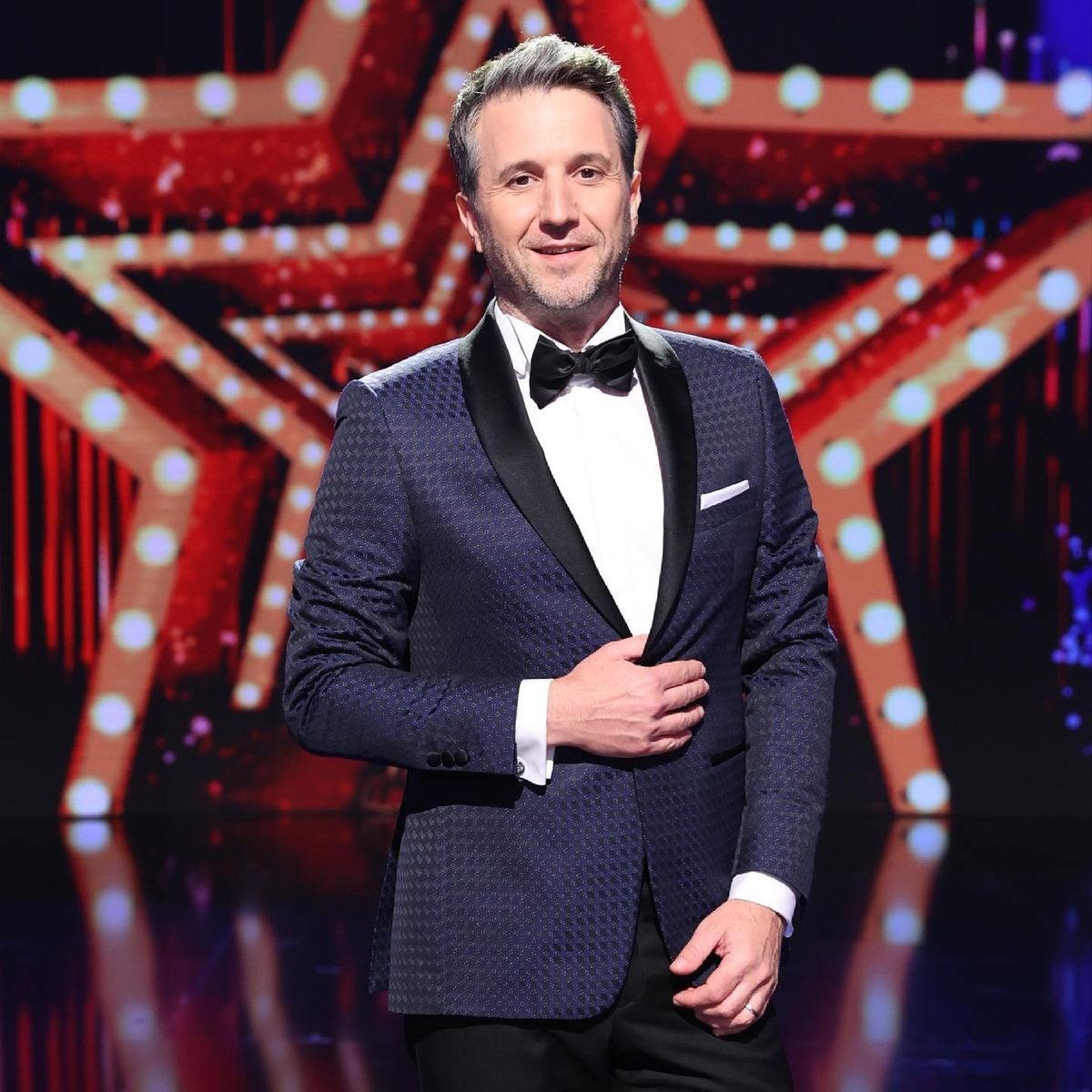 Ce studii are Andi Moisescu. Ce facultate a terminat