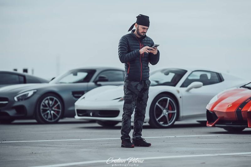 Ce afaceri are Andy Popescu. Bucureșteanul care face videoclipuri virale pe Youtube