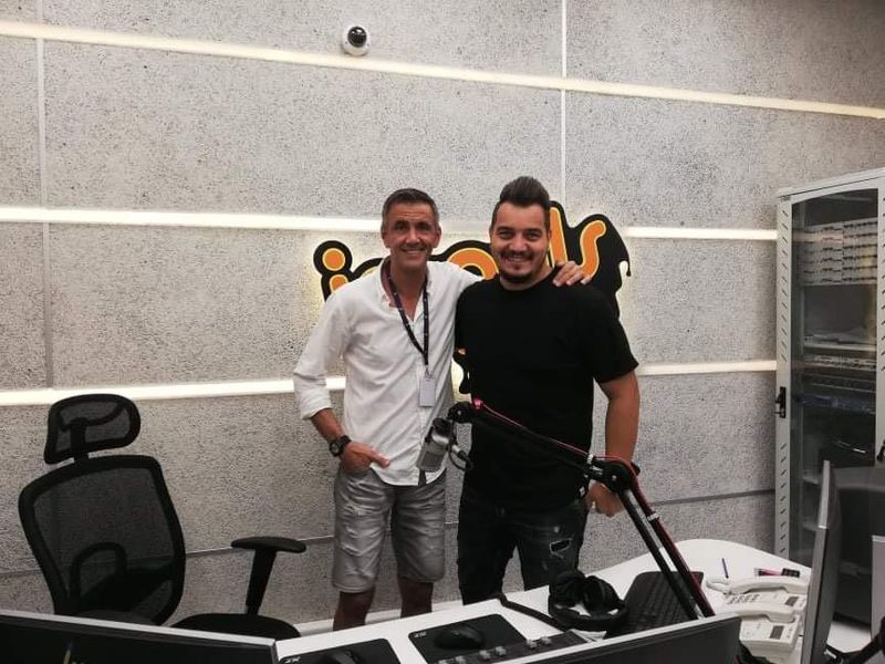 Bursucu, prezentatorul Roata Norocului, despre noul sezon al emisiunii: „Mă bucur că oamenii mai gustă și genul ăsta de umor”