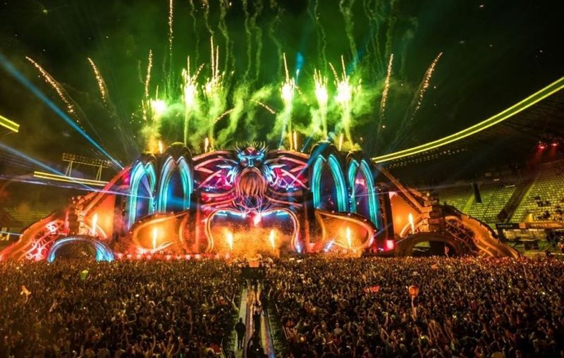 Peste 6.000 de noi locuri de cazare la UNTOLD 2021