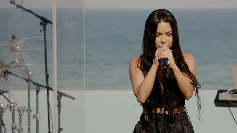 INNA a lansat o versiune live a piesei "Flashbacks&rdquo;