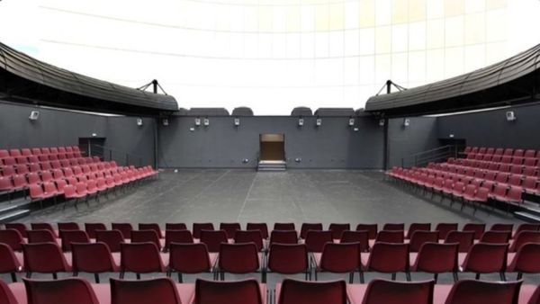 Teatrul Naţional "I.L. Caragiale" Bucureşti: Spectacolele &icirc;n aer liber vor fi reluate din 10 august