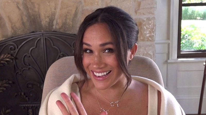 Meghan Markle, prima fotografie cu chipul fiicei sale și a Prințului Harry