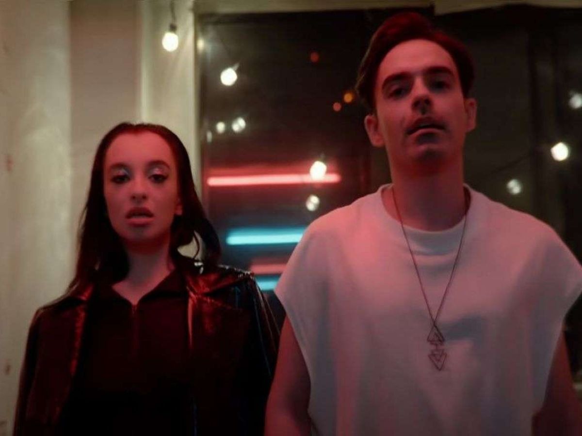 Karla și Monoir au lansat piesa ”Lonely”