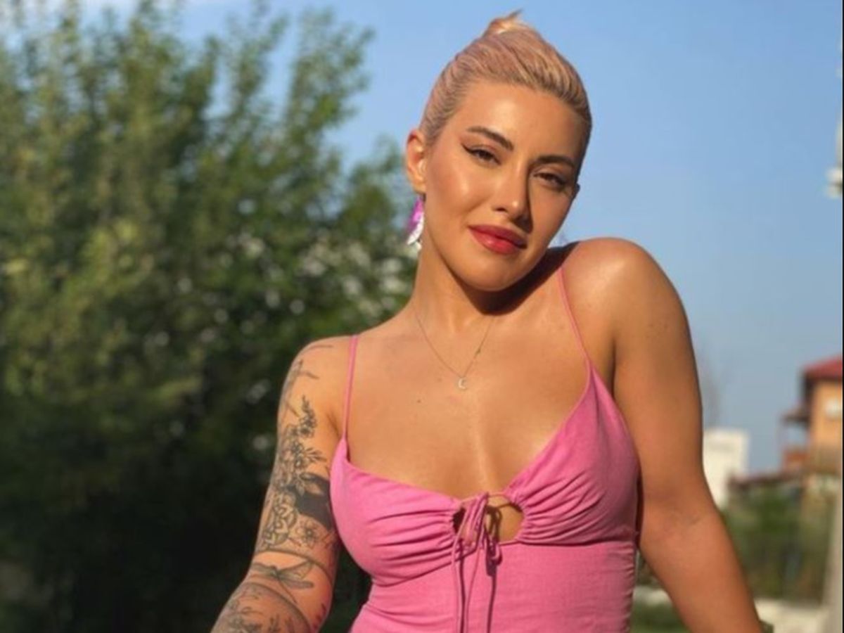 Nicoleta Nucă, prima recație după ce a fost acuzată că își fotoshopează abdomenul