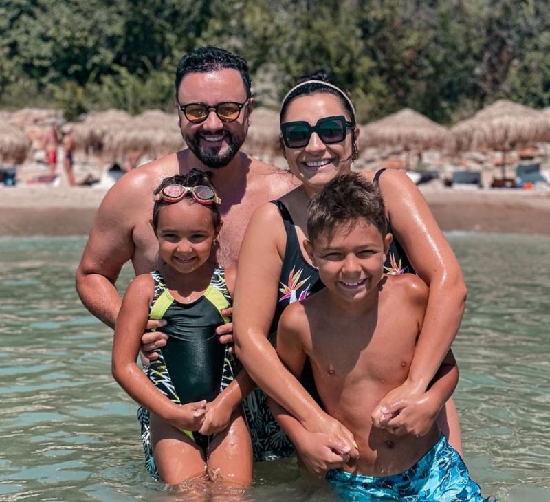 Andra, Cătălin, Eva și David Măruță, imagini inedite din vacanța de la Disneyland Paris