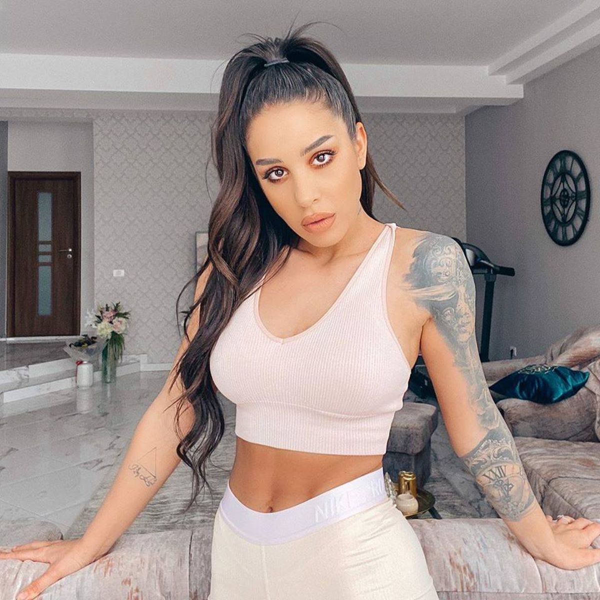 C&acirc;ți euro &icirc;ncasează din Youtube Ștefania, iubita lui Speak