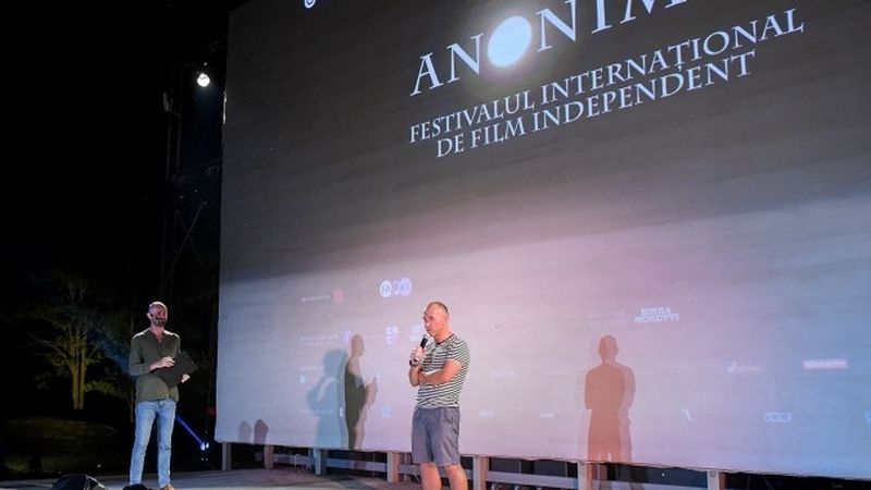 Lungmetrajul &rdquo;&Icirc;ntregalde&rdquo;, de Radu Muntean, prezentat la festivalul Anonimul! Regizorul a făcut primele declarații: &rdquo;E un moment unic&rdquo;