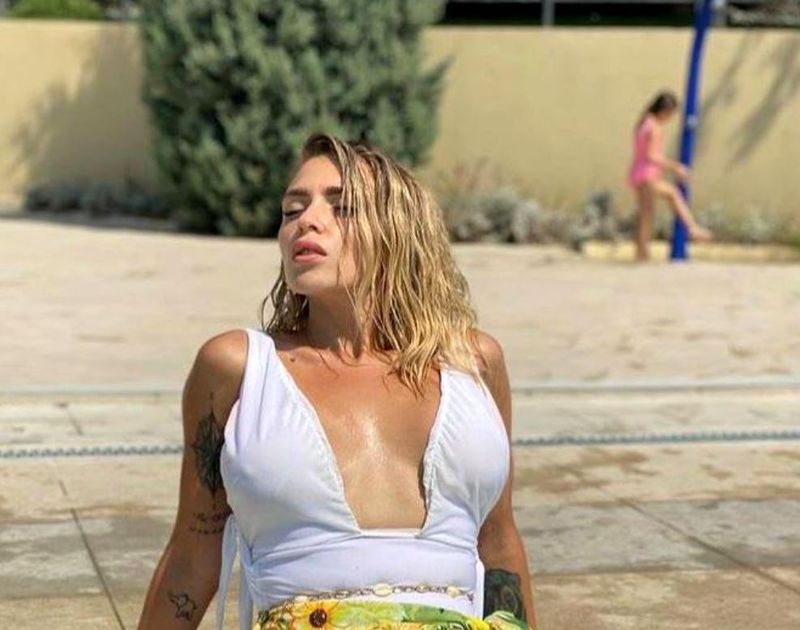 Oana Radu, prima apariție în costum de baie după ce a slăbit! Fosta concurentă de la ”Bravo, ai stil!” cântărește acum 57 de kilograme