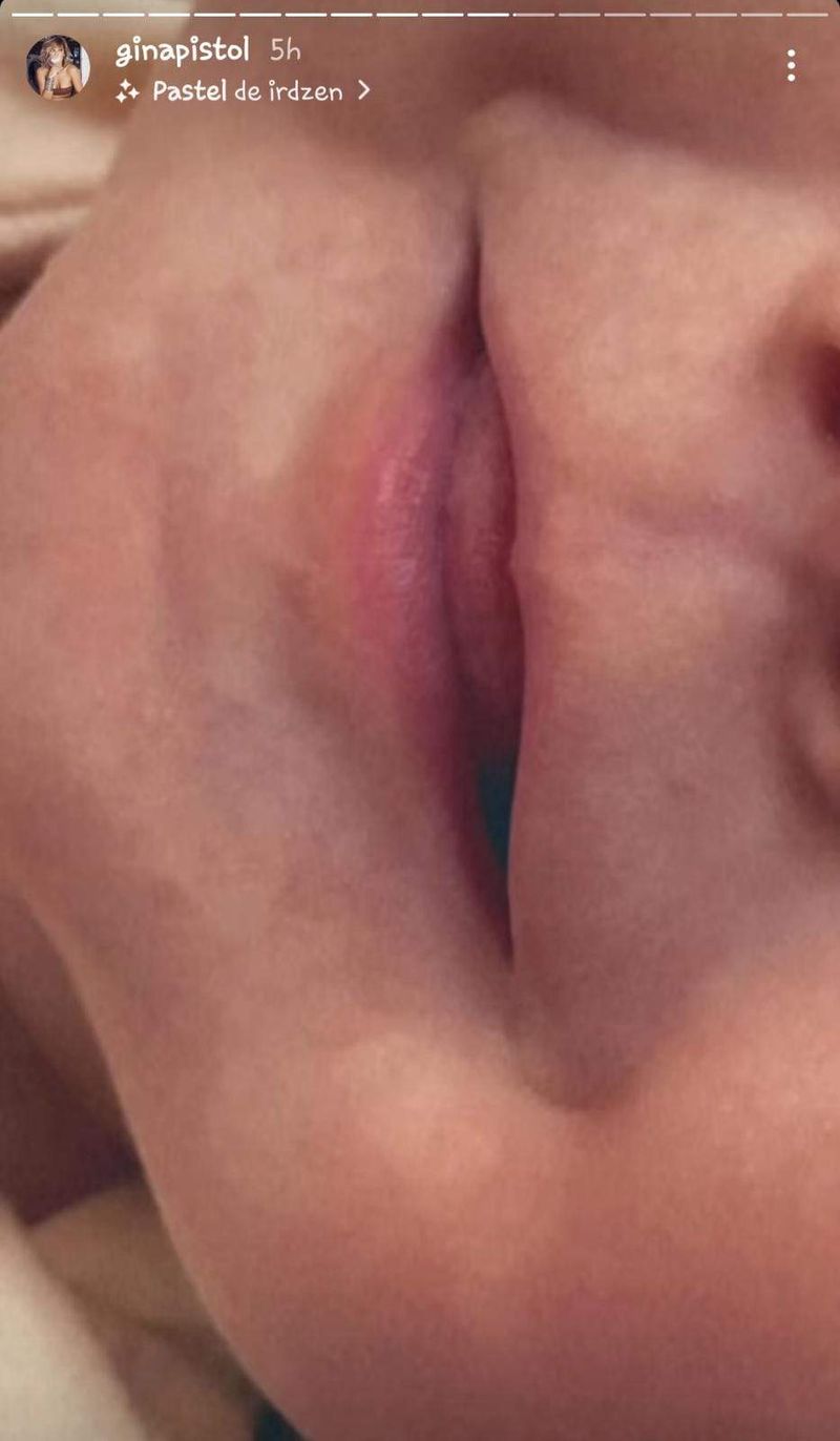 Gina Pistol,  prima fotografie cu chipul fiicei sale. Micuța Josephine a moștenit zâmbetul lui Smiley