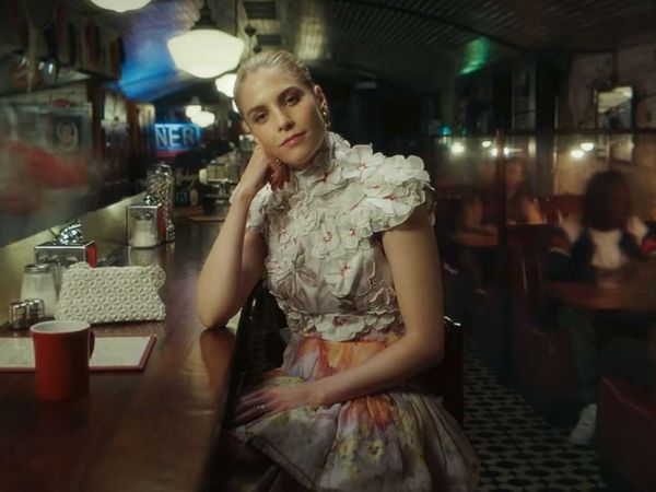 Trupa britanică London Grammer a lansat piesa &rdquo;America&rdquo;: &rdquo;Am pl&acirc;ns c&acirc;nd am scris piesa&rdquo;