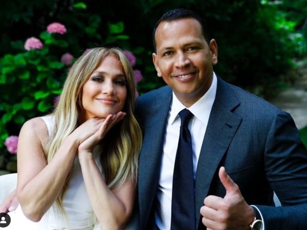 Jennifer Lopez l-a dat uitării pe Alex Rodriguez! Vedeta a șters toate pozele de pe rețelele sociale cu fostul logodnic
