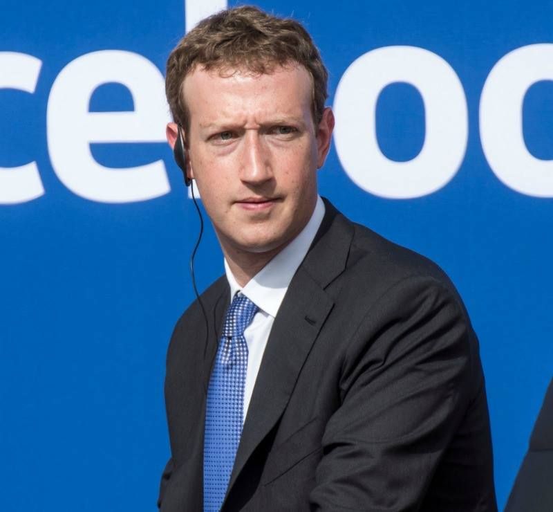 Facebook intră pe piața hardware cu un produs care implică asociera cu un designer de top