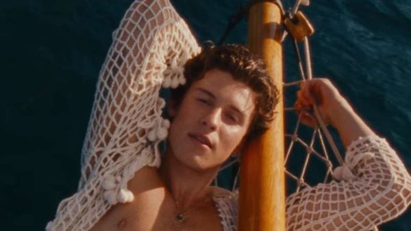 Shawn Mendes a lansat single-ul ”Summer Of Love”, în colaborare cu Tainy