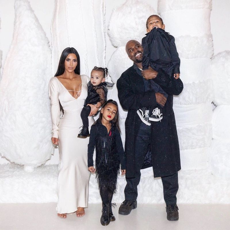 Cum se înțeleg Kim Kardashian și Kanye West după divorț?