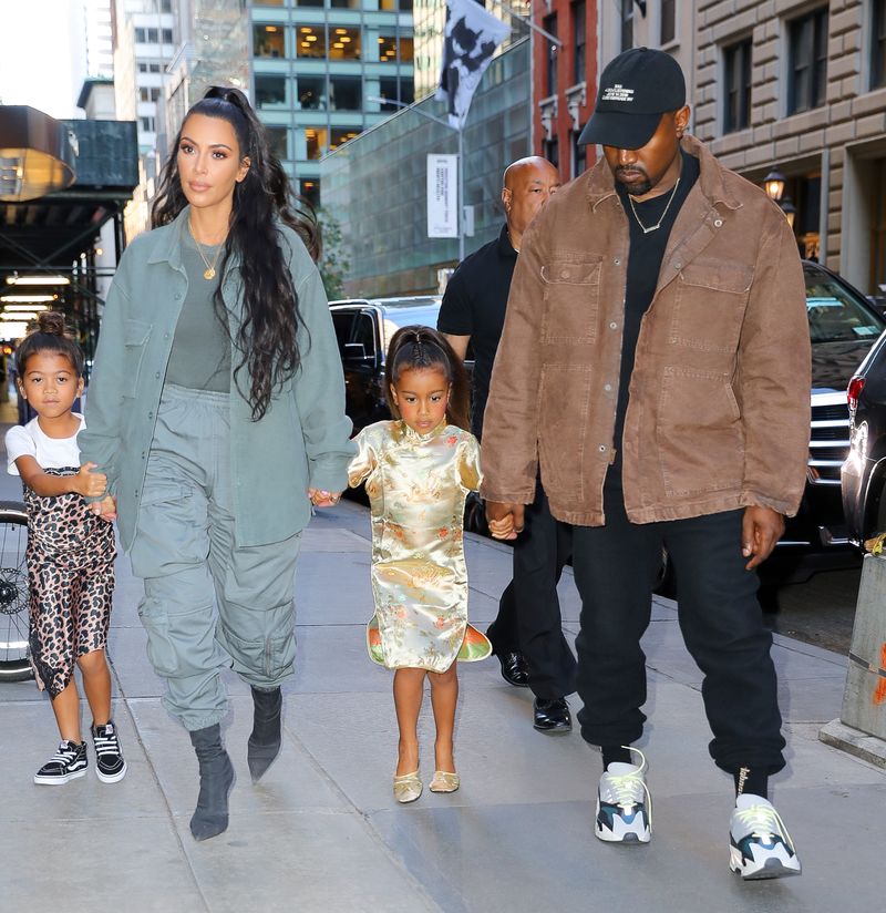 Cum se înțeleg Kim Kardashian și Kanye West după divorț?