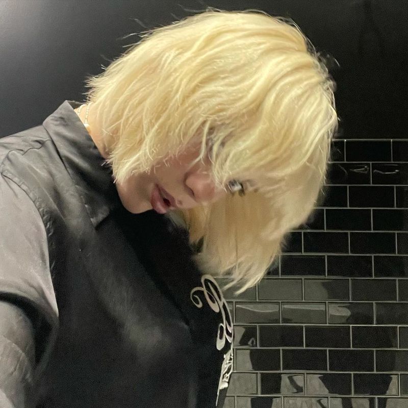 Billie Eilish, schimbare radicală de look! Cum a apărut artista în fața fanilor