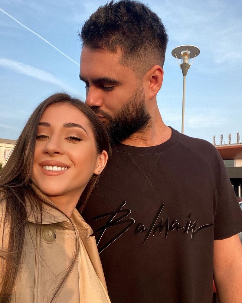 Nicole Cherry a dezvăluit numele fetiței sale