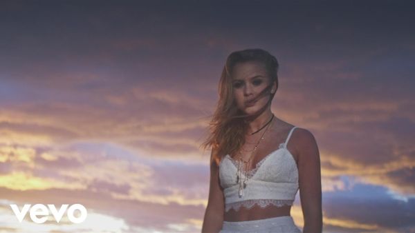MNEK FT ZARA LARSSON - Never Forget You